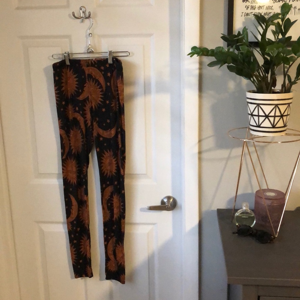 Sun and moon leggings🌞🌚